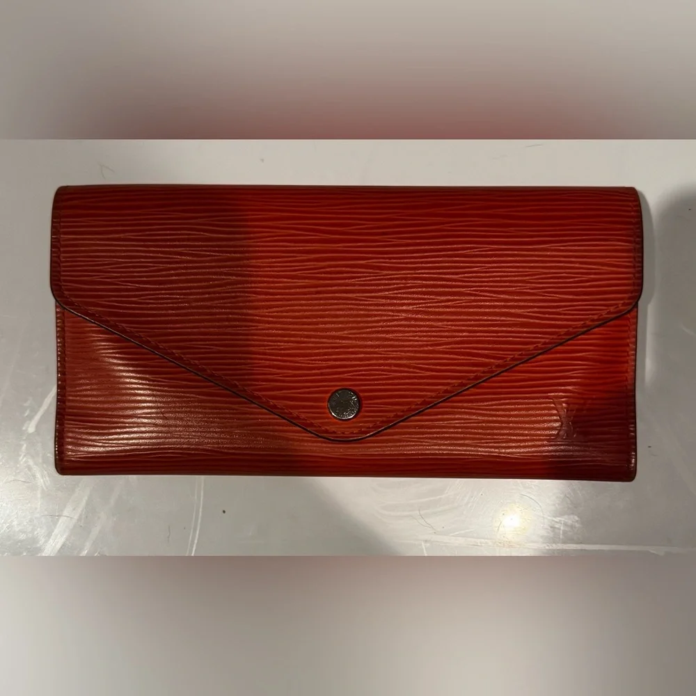 Louis Vuitton Burn Orange Epi Josephine Wallet